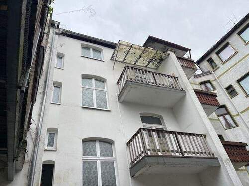 Rückansicht - Mehrfamilienhaus, Wohnhaus mit 330,00 m&sup2; in Düsseldorf zum Kaufen