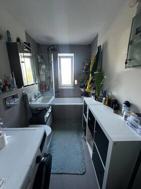 Badezimmer - Etagenwohnung mit 72,00 m² in Zwickau zur Miete
