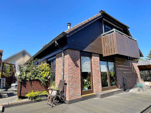 Terrasse / Seitenansicht - Einfamilienhaus mit 161,20 m&sup2; in Lage zum Kaufen