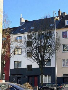 Vorderansicht - Sehr gepflegtes Mehrfamilienhaus in Gelsenkirchen - 8 Wohnungen
