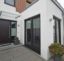 Simply Perfect:) Exklusiv ausgestattetes Townhouse mit Garten & Carport in Kettwig - Essen