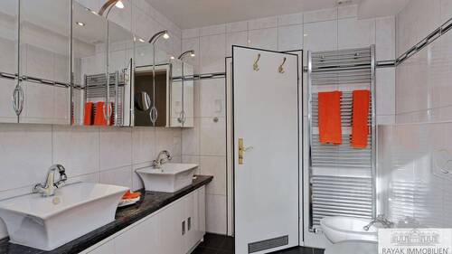 Wannen/Duschbad - 