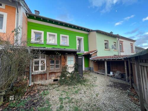 Frontansicht - 7 Zimmer Reihenmittelhaus zum Kaufen in Merzig