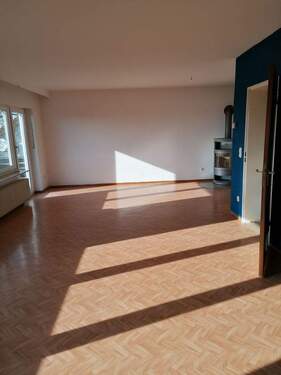 OG Wohnzimmer.jpg - Doppelhaushälfte mit 186,00 m&sup2; in Lauda-Königshofen zum Kaufen