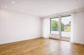 Wohnzimmer - Helle 3 Zimmerwohnung mit Balkon, provisionsfrei