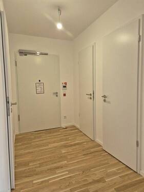 Ausgang + Bad + WC, - 