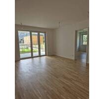 Berlin Lichterfelde 3-Zi-Neubau 2025 76?m² A+: 8,8 kWhm2a Privatgarten Nobilia-Küche,