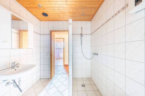 Badezimmer Kellergeschoss - 