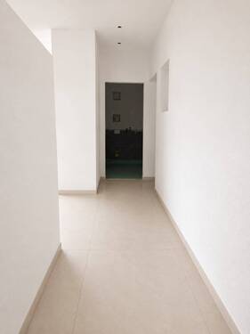 WE 1: Flur/Eingang - 3 Zimmer Terrassenwohnung zur Miete in Sindelfingen