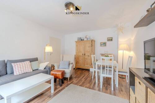 Wohnzimmer - Etagenwohnung mit 53,00 m&sup2; in Stuttgart zum Kaufen