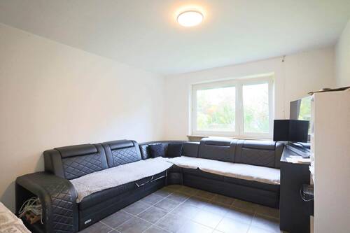 Büro- / Gästezimmer
- 