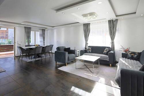 Wohn- und Essbereich
- 