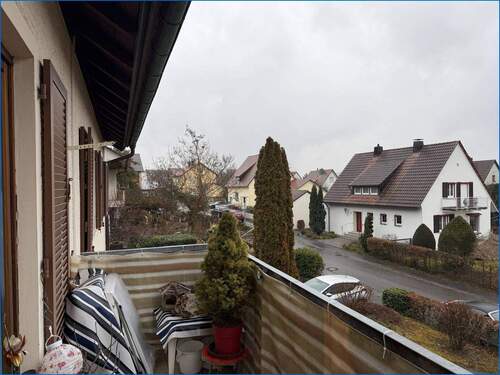 Balkon 1.OG - Schönes 3-Familienhaus in Top Lage von Gottmadingen mit Garage und 2 Stellplätzen, vermietet !