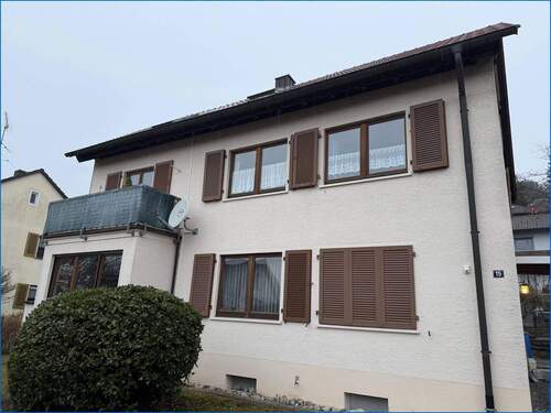 Südansicht - 8 Zimmer Mehrfamilienhaus, Wohnhaus in Gottmadingen