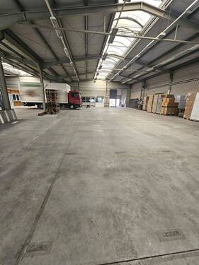 Bild 3 - Halle in Markkleeberg