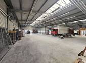 760 m² Halle - 