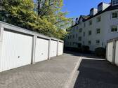 Ansicht von Garage auf Haus - 