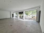 Große Schaufensterfront - 2 Zimmer Büro zum Kaufen in Berlin