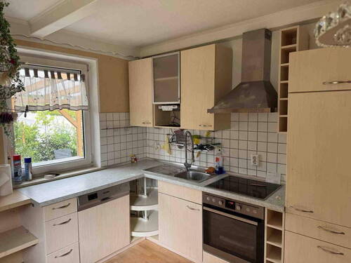 Küche - 3 Zimmerwohnung mit Balkon und großem Garten