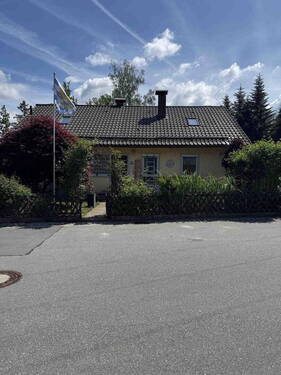 Haus Waldstrasse 33 - 