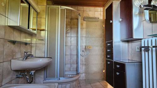 ...und Dusche - 