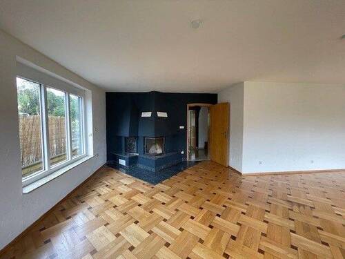 Kamin - Einfamilienhaus mit 153,00 m² in Engen zur Miete