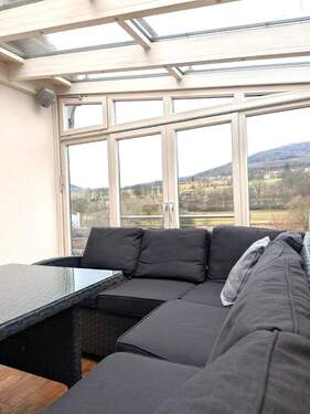 Wintergarten mit Blick auf den Habelberg und ... - 