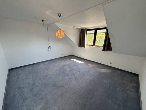 1. Schlafzimmer - 4 Zimmer Doppelhaushälfte zum Kaufen in Willich