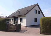 Außenansicht - 6 Zimmer Einfamilienhaus zum Kaufen in Weißenfels