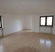 Gut geschnittene 2-Zimmer-Wohnung mit Balkon in ruhiger Lage am Marschberg - Coburg