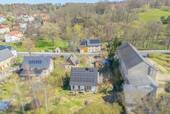 Drohnenfoto02.jpg - liebevoll gestaltetes Niedrigenergiehaus in grüner Umgebung