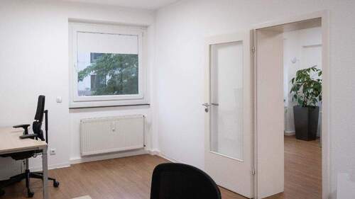 Büroraum + Gemeinschaftsfläche - Büro in Köln