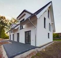Effizient wohnen: KfW40 Neubau DHH im Grünen - Neustadt am Rübenberge Evensen