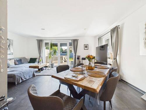 offener Wohn-/Essbereich - 5 Zimmer Doppelhaushälfte in Isernhagen