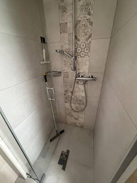 Dusche EG - 
