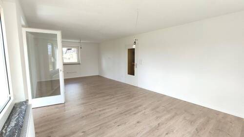 Wohnzimmer im EG - 