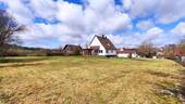 Weitläufiges Grundstück - 5 Zimmer Einfamilienhaus in Dombühl