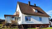 Blick auf Terasse und Balkon - 