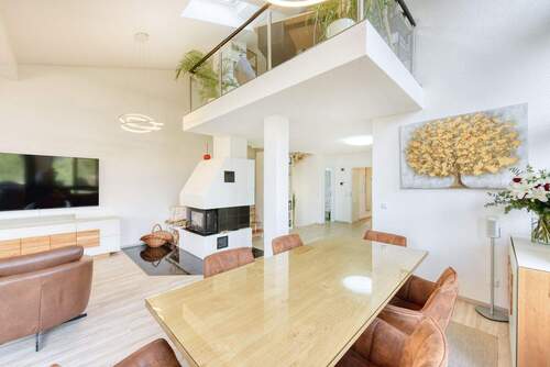 Essen & Galerie - Reihenmittelhaus mit 156,00 m² in Gerlingen zum Kaufen