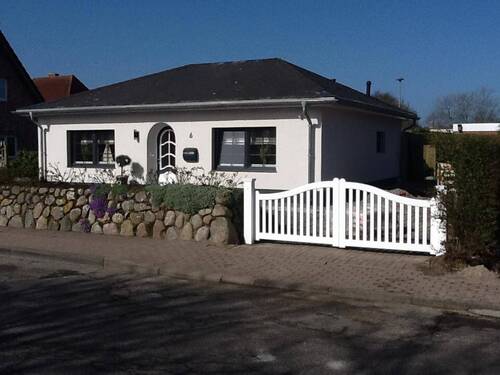 Bild 1 - Ihr Refugium - kleines Einzelhaus mit charmantem Garten