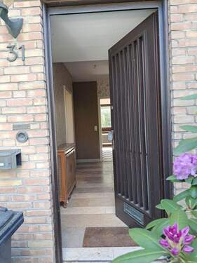 Eingang - 4 Zimmer Reihenmittelhaus in Köln