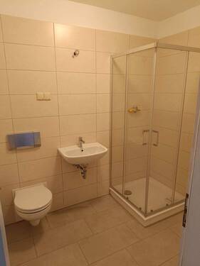 c1780671-d0f7-4850-b069-5a1e1721dc7f.JPG - 3 Zimmer Etagenwohnung zur Miete in Staßfurt