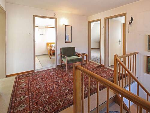 Flur DG - Einfamilienhaus mit 212,00 m&sup2; in Kernen-Stetten zum Kaufen