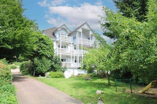 Frontansicht - Ostseetraum in Sellin - stilvolle 2 Raum Wohnung in Bäderarchitektur & Strandnähe