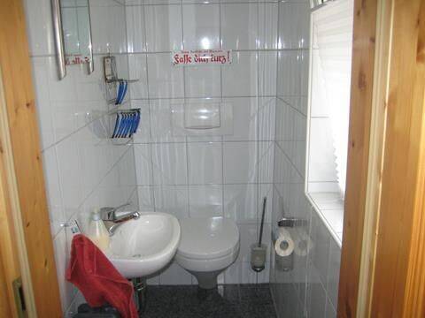 IMG_3424.JPG - 4 Zimmer Mehrfamilienhaus, Wohnhaus zum Kaufen in Uettingen