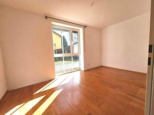 Kinder- o. Arbeitszimmer - 