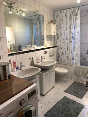 Beispiel für Badezimmer (jetzt leer) - 