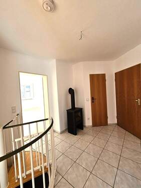 Diele mit dem neuen Kaminofen - 