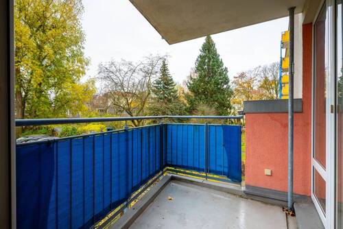 Balkon - Etagenwohnung mit 53,00 m&sup2; in Berlin zum Kaufen