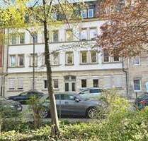 ***MINIMALISTISCHE 28 m² 2 ZIMMER SINGLE WOHNUNG*** KLEINER KOCHBEREICH - Fürth Innenstadt